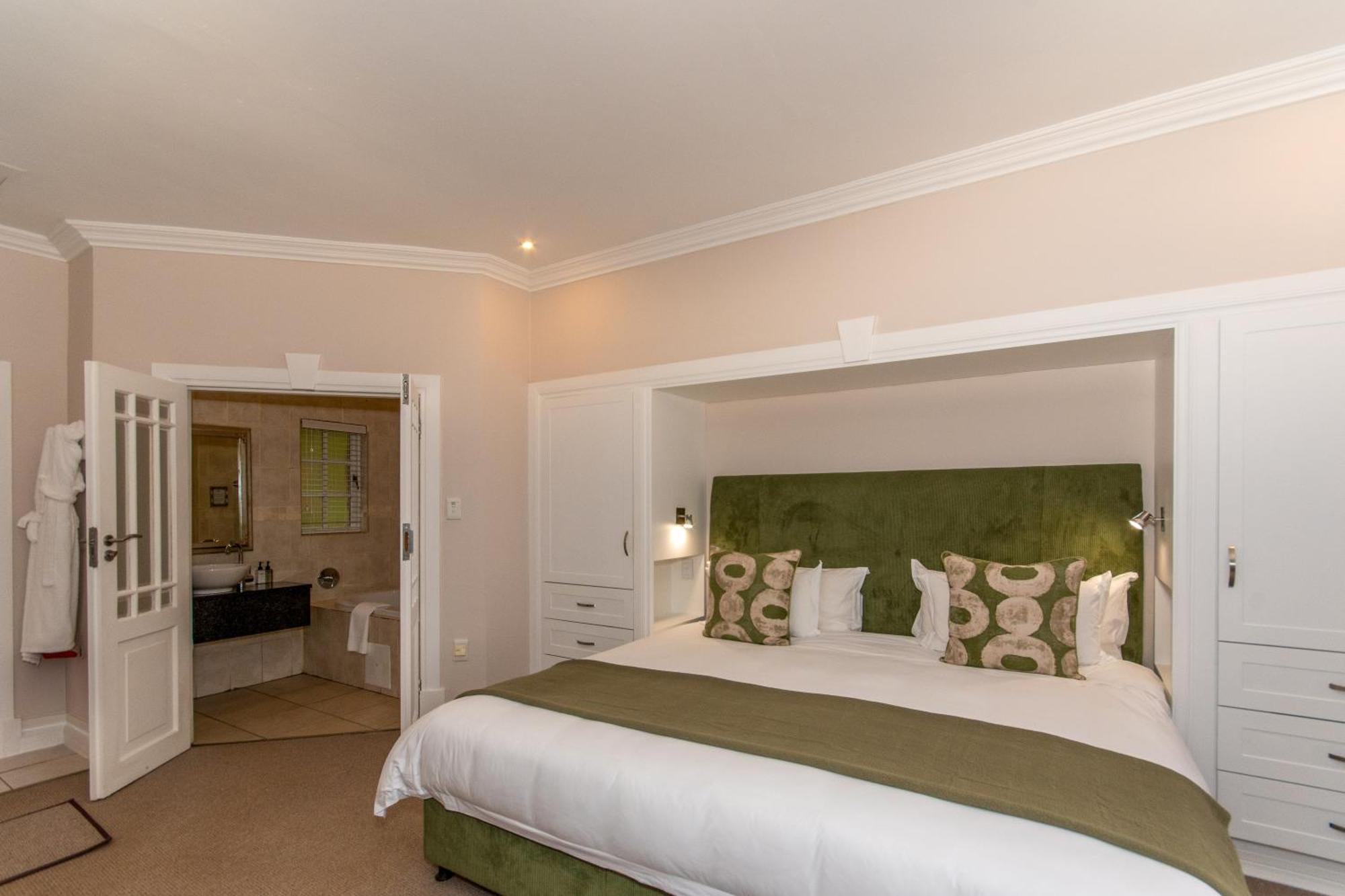 Walkersons Hotel & Spa Dullstroom Exterior photo
